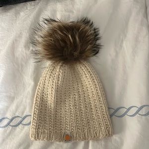 Sh*t that I Knit merino wool beanie hand knit in Peru